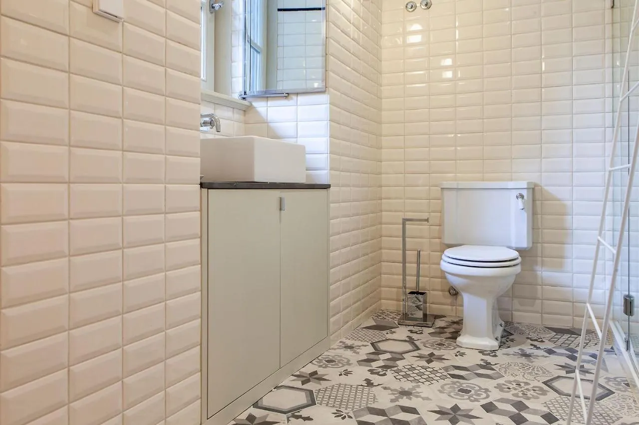 Charming 2Bdr Apartment In Lapa By Lovelystay Lisboa