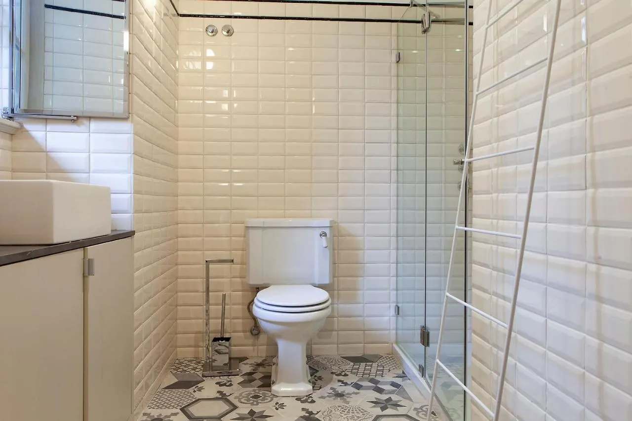 Charming 2Bdr Apartment In Lapa By Lovelystay Lisboa 0*,