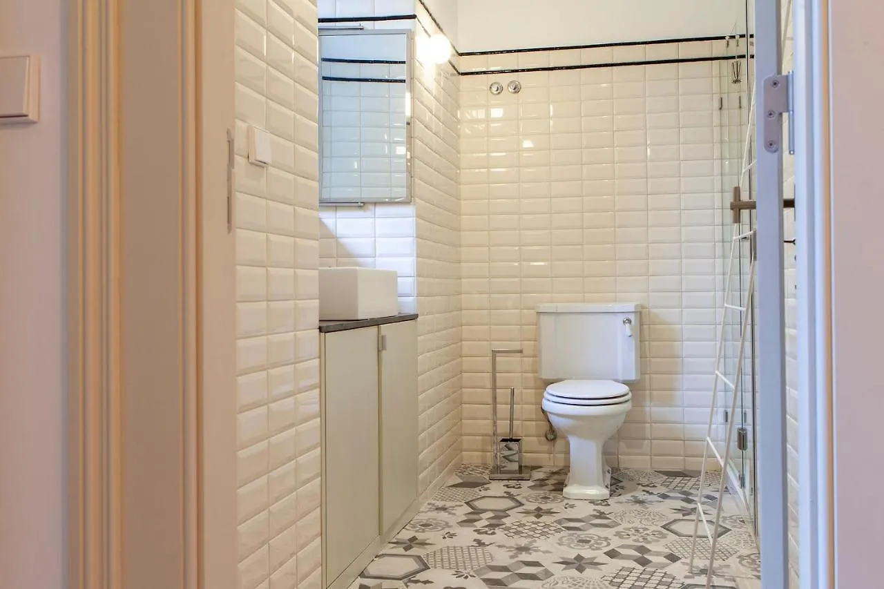 Charming 2Bdr Apartment In Lapa By Lovelystay Lisboa