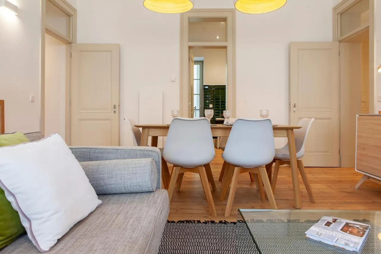 Charming 2Bdr Apartment In Lapa By Lovelystay Lisboa