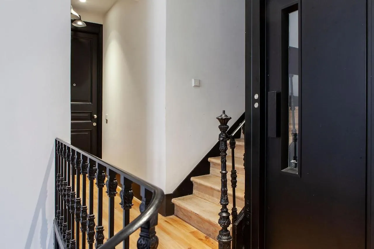 Charming 2Bdr Apartment In Lapa By Lovelystay Lisboa